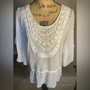 Apt.9 White Blouse with Bib Collar Ornate embroidery, Flutter slit Sleeves Sz XL